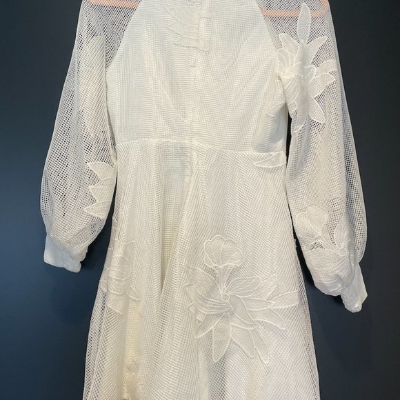 NEW WITH TAGS Anthropologie xx Mare Mare Sabine Embroidered Mini Dress - Picture 4 of 6